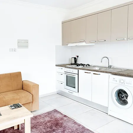 Poseidon Long Beach Apartment *